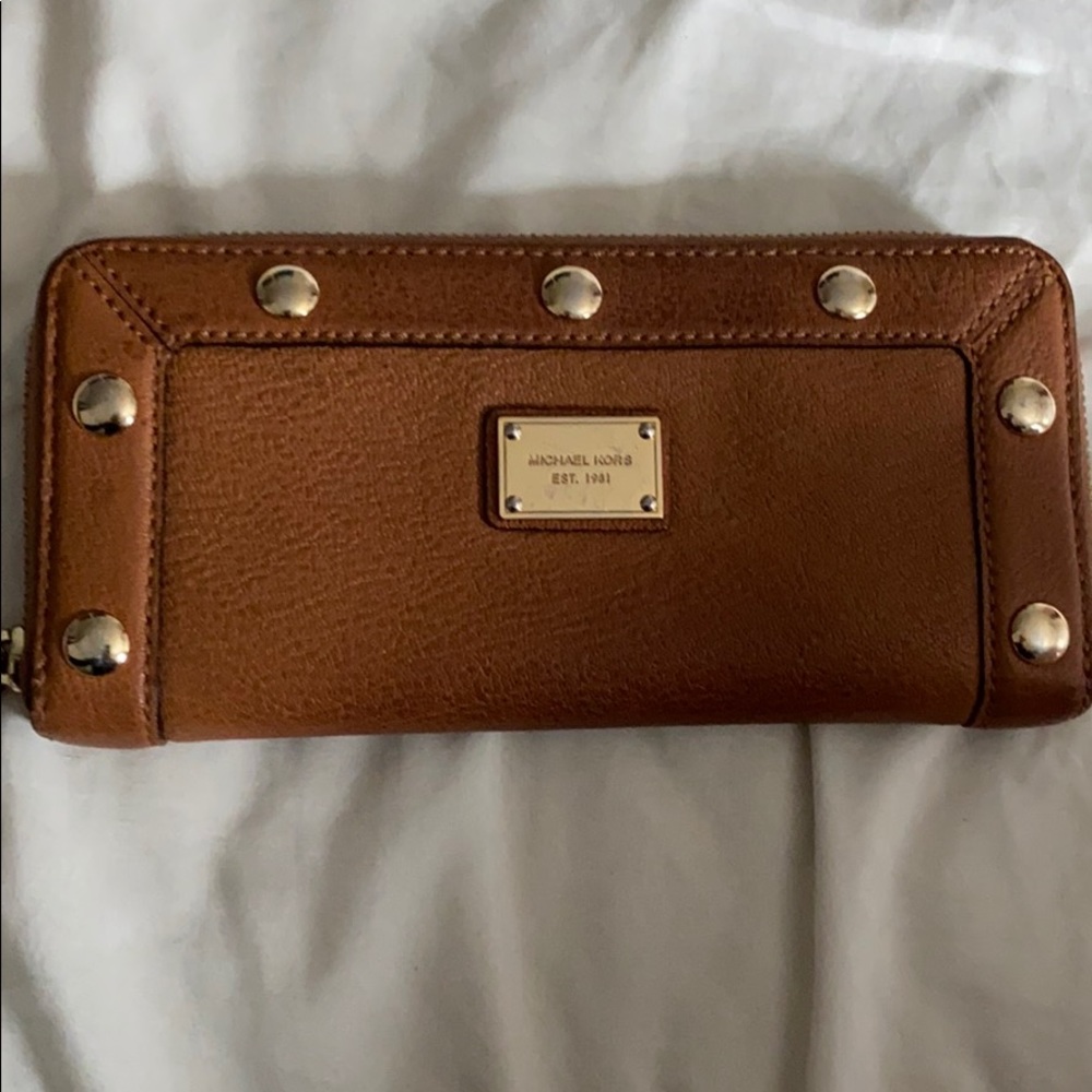 Michael kors wallet